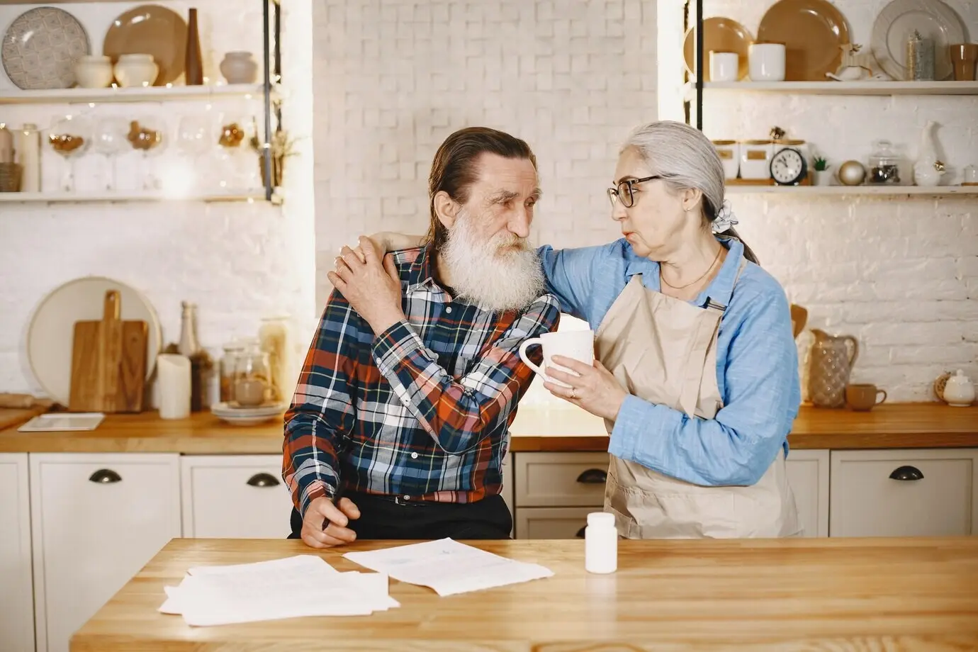 Café delicioso tomado por la mañana.